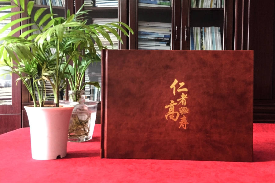 印刷制作纪念册用什么纸张和机器